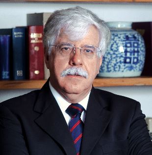 [roberto+romano.jpg]