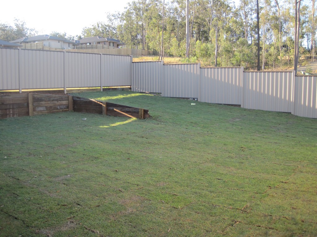 [Landscaping+005.jpg]