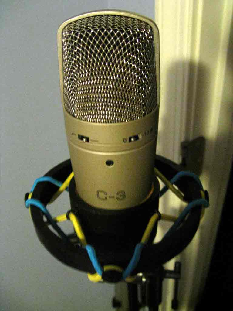 PILL MUSIC: DIY Microphone Shock Mount - For Large Diaphragm Condenser Mic