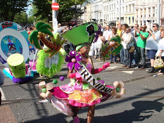 Colourful costumes of Rotterdam Summer Karnaval 2009