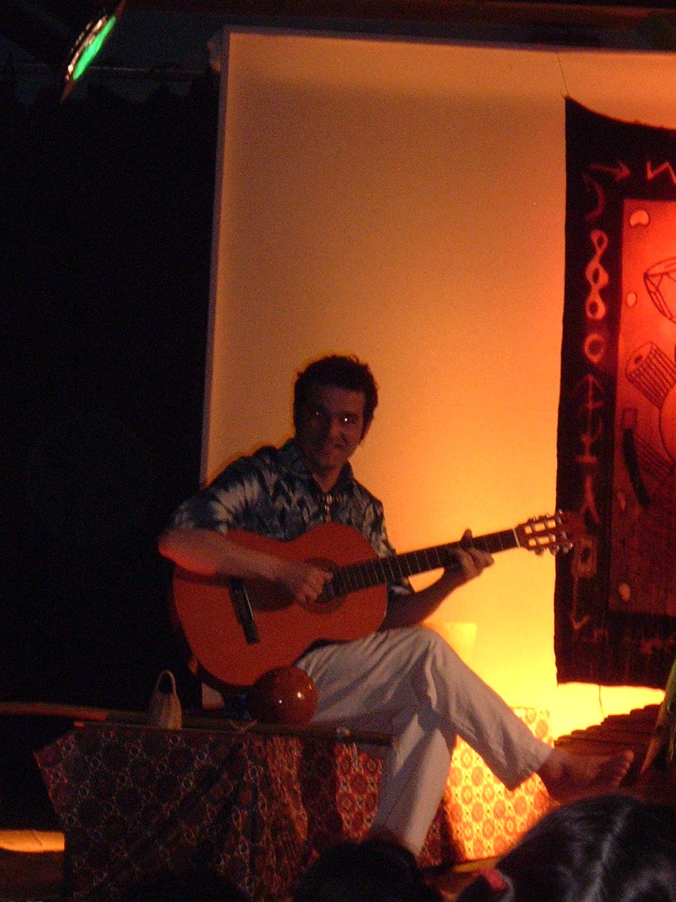 [2003_0124Image0028.JPG]