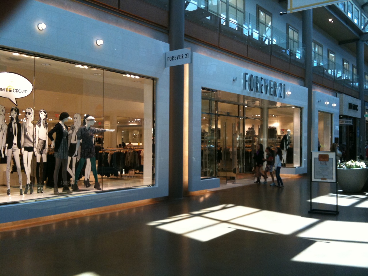 ... my first look at the new Forever 21 store at Northgate Mall last
