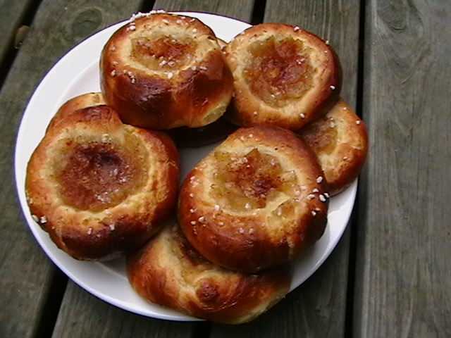 siljan-reseptivihko-omenapullat-ja-t-ytepitko