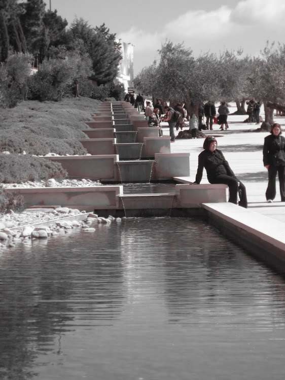 ITALY:   A cascade fountain; an allegory of The River Jordan. / @JDumas