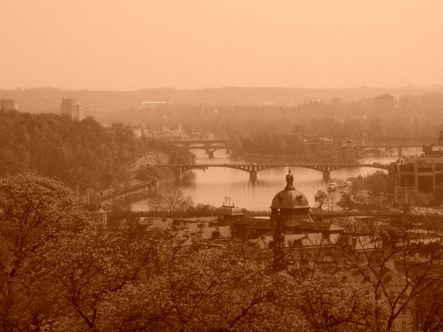 CZECH REPUBLIC:  Prague, the capital city, and the historic River Danube. / @JDumas