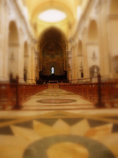ITALY: Main sanctuary within Catania, Sicily's Cathedral. / @JDumas