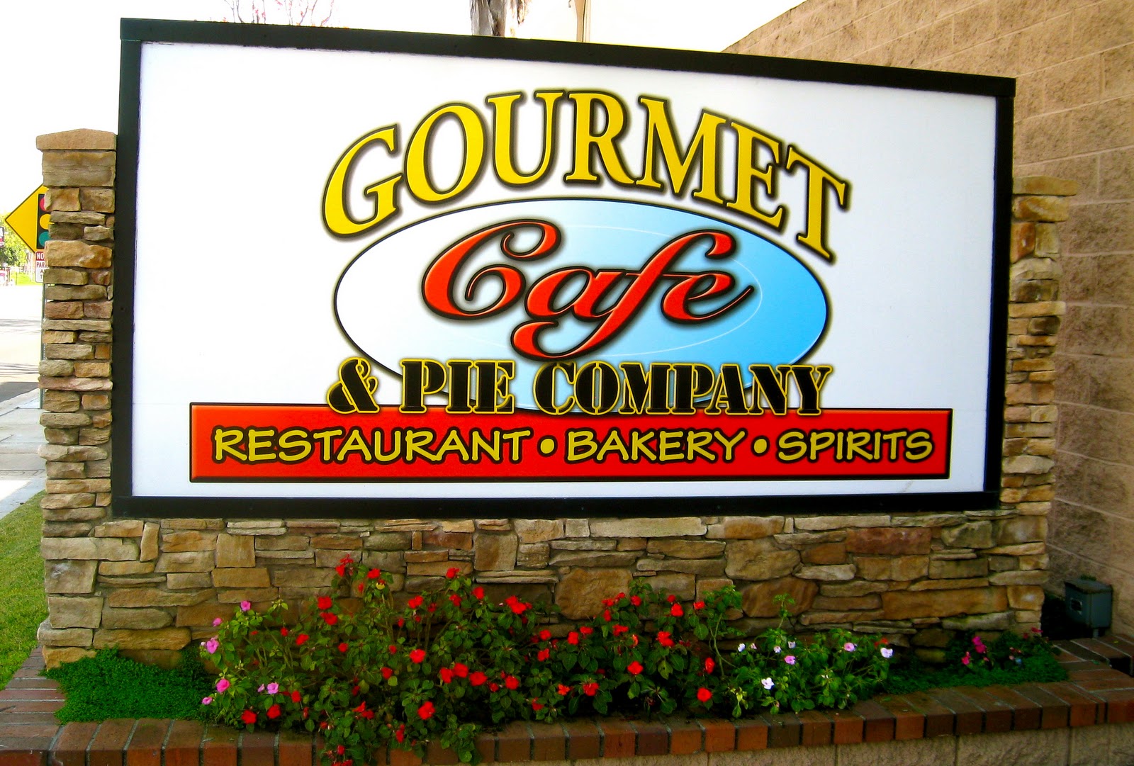 3 Tubby Tummys GOURMET CAFE AND PIE COMPANY