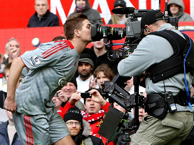 Steven-Gerrard-Manchester-United-Liverpool-Pr_2003423.jpg