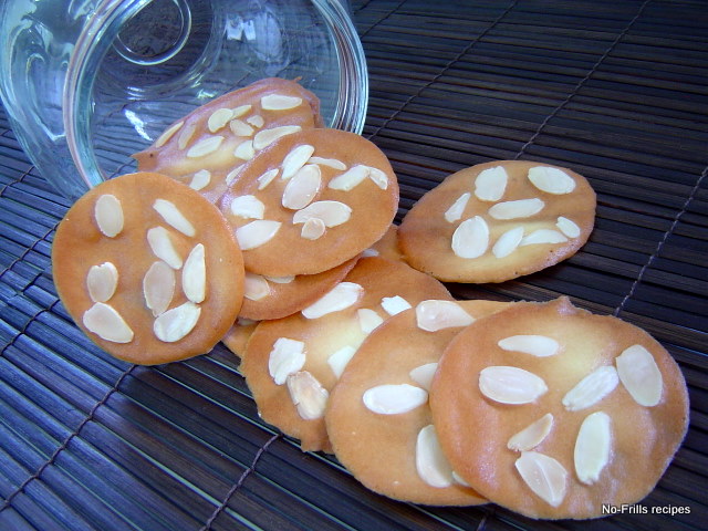 Flaked Almond Tuiles (Mother's Day Cookies)