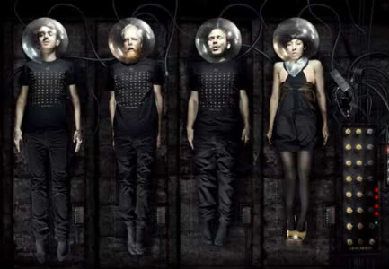 [little-dragon-resized-main-1.jpg]