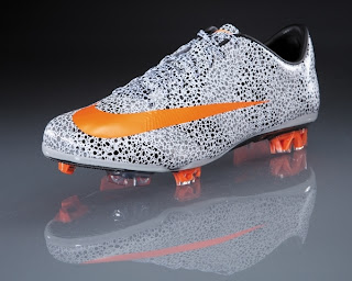 rcisoccer:Latest Soccer News: The All New Mercurial Vapor Superfly II: CR7 Safari