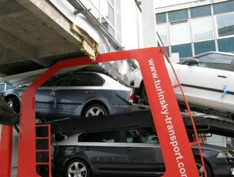 [car+accidents+flickzzz.com+7009-765424.jpg]