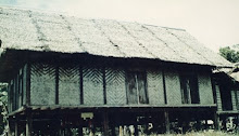RUMAH PANJANG di kampung kodiang lama. dindingnya diperbuat daripada pelupuh