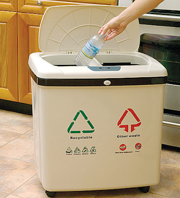 recycling bin with two compartments