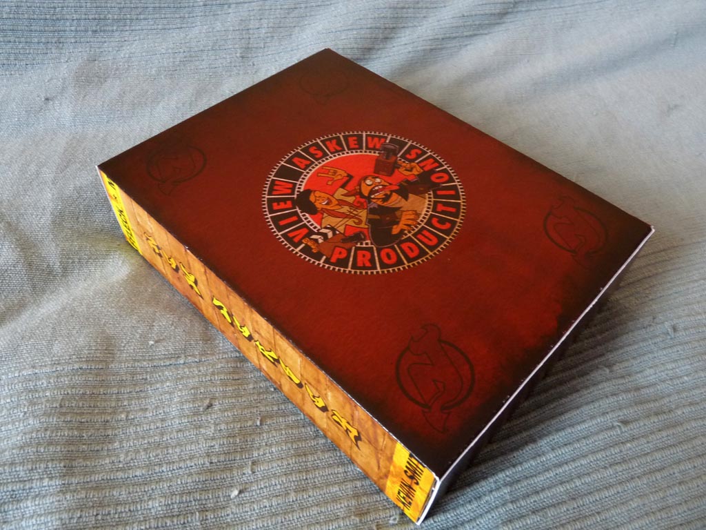 [kevin_smith_collection_02.jpg]