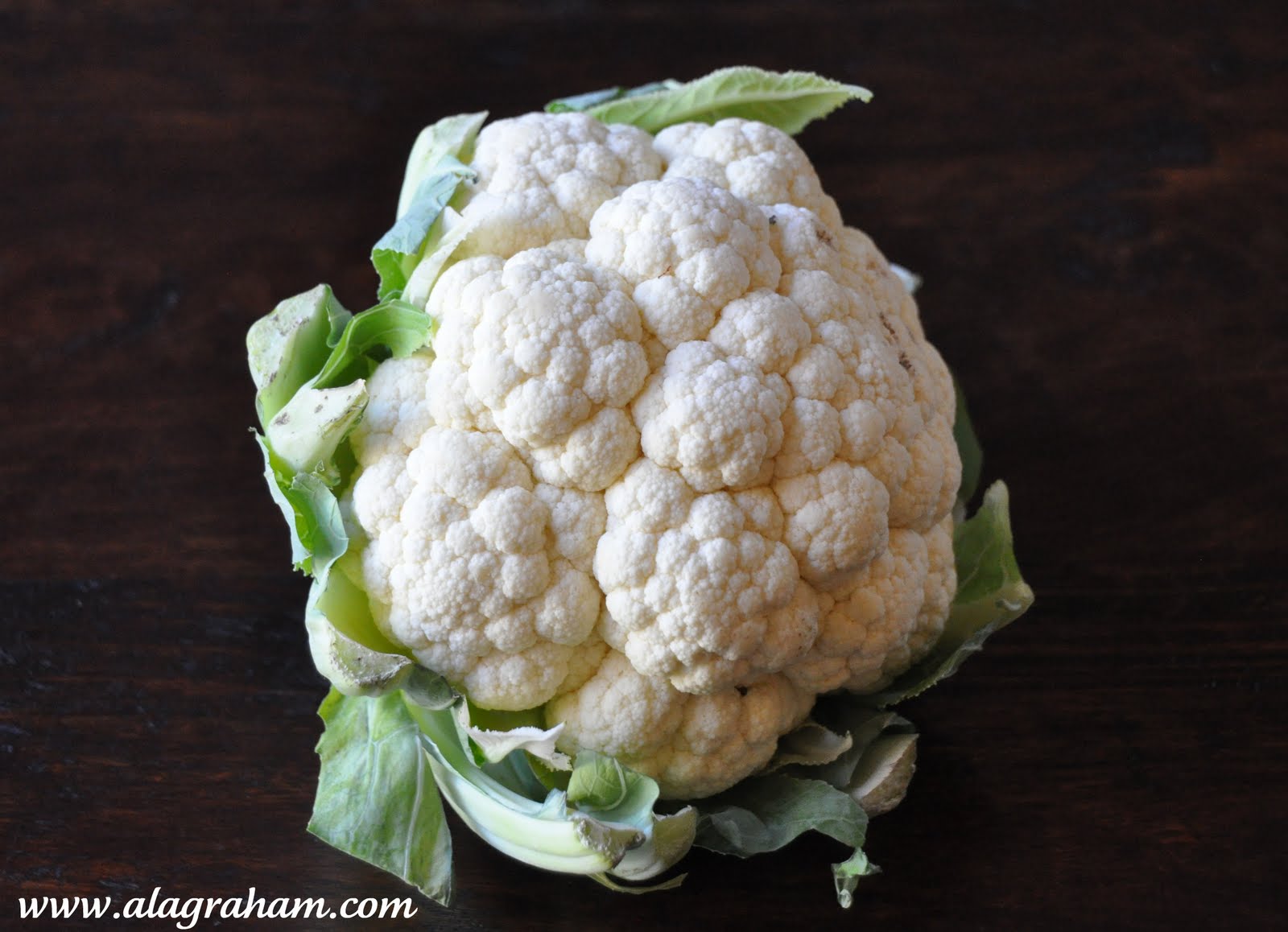 A LA GRAHAM ROASTED GARLIC CAULIFLOWER