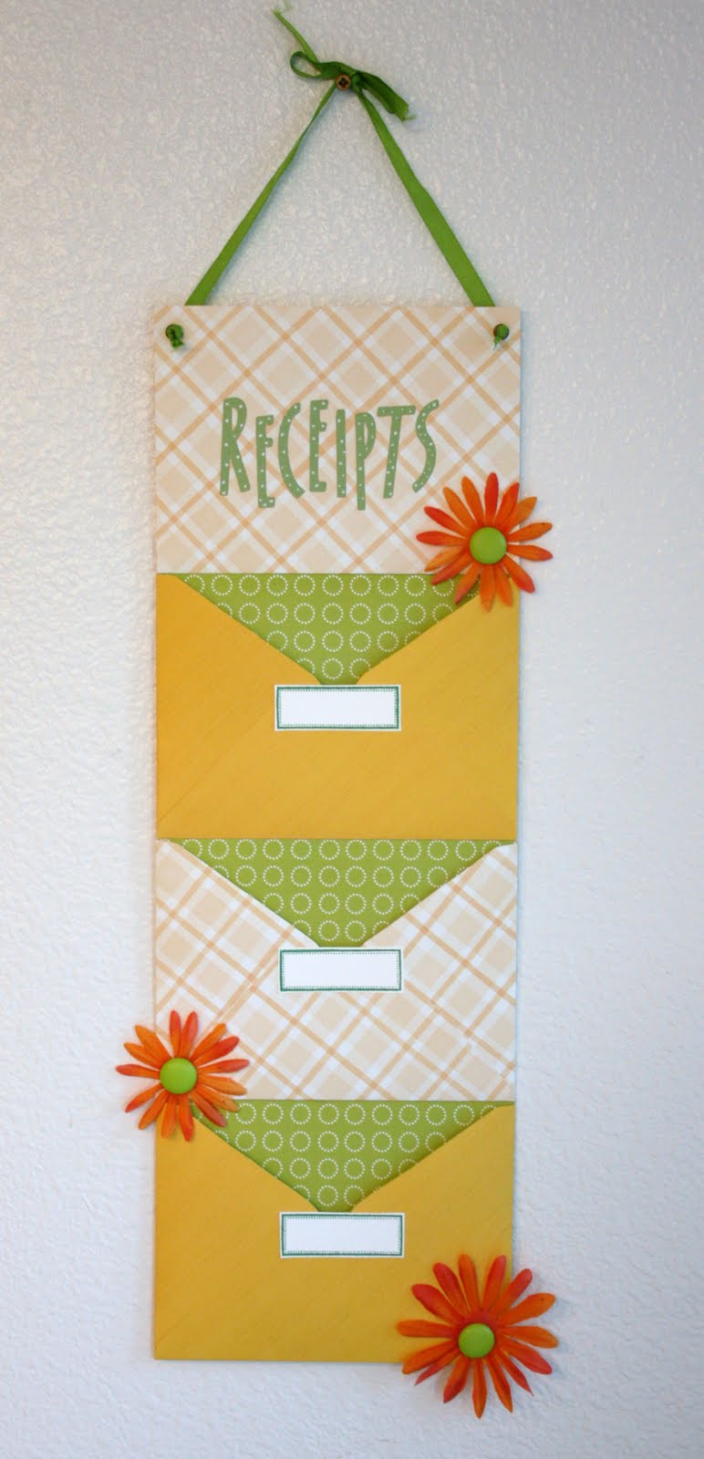 A Creative Operation Envelope Organizer