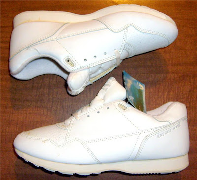 converse walking shoes