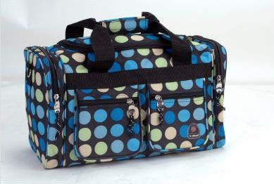 Photo of the very cute polka dot duffle bag - which is what the giveaway is for