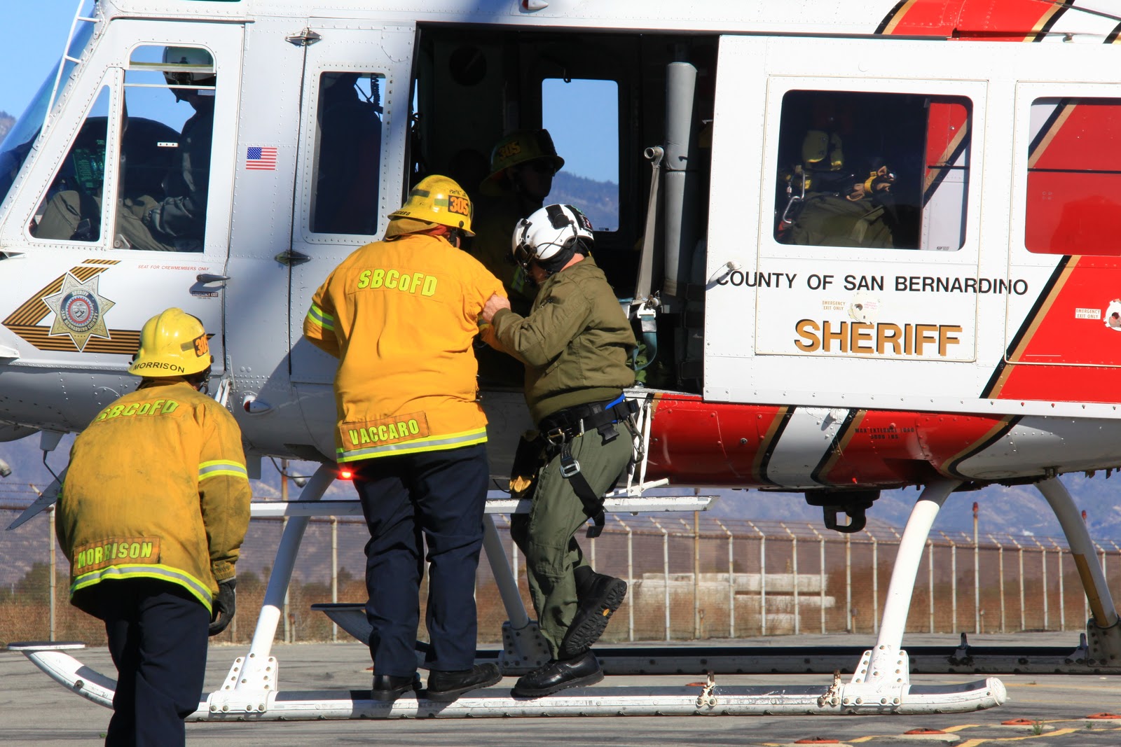 San Bernardino County Sheriff Helitac Training - 11-11-10 ~ FireWXPhoto