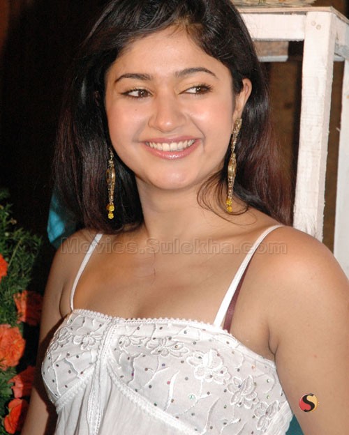 [poonam%20bajwanewstarsti%20(53).jpg]