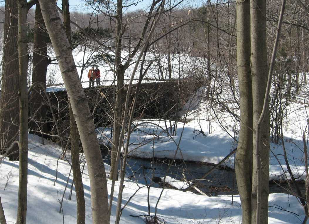 [00+13jaseusessurlepont.jpg]