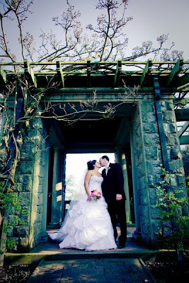 617406624 GhWZ2 L - Melanie & Stephen - April 25th, 2009