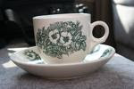 B) Traditional Hainanese Coffee Cup Set