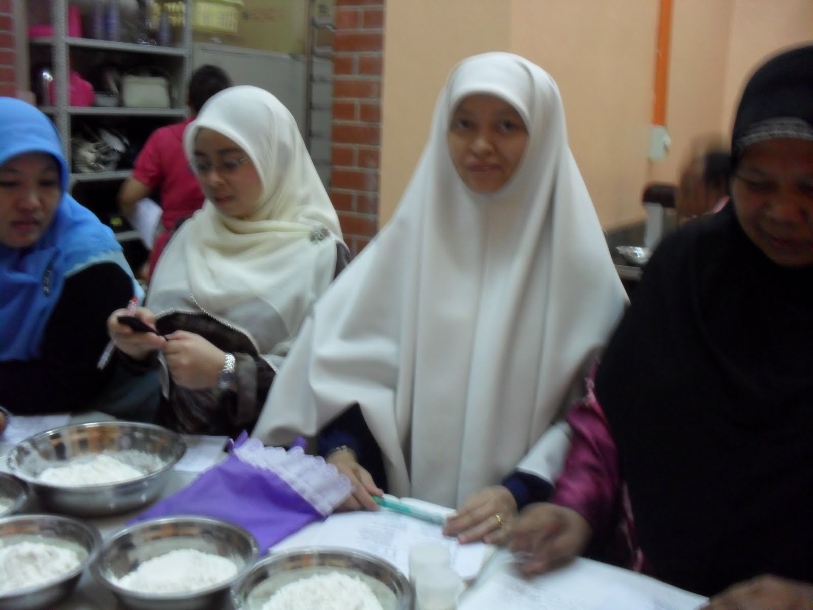 KEK ALIA MUSLIM Kursus Buat Roti