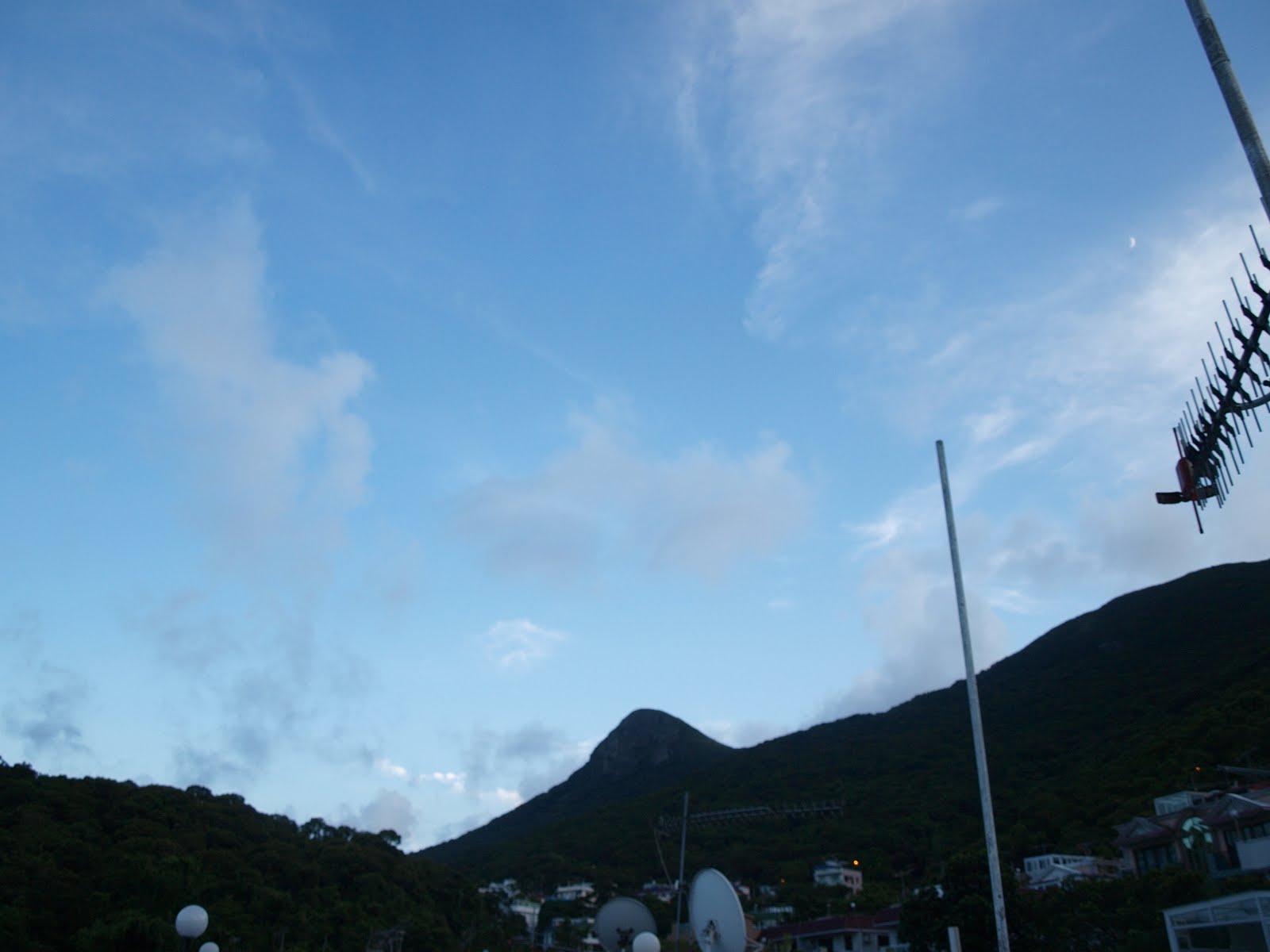 [P8258291.JPG]