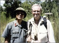 How enemies became friends in this unique lesson of Vietnam Axx_hal_moore_forum