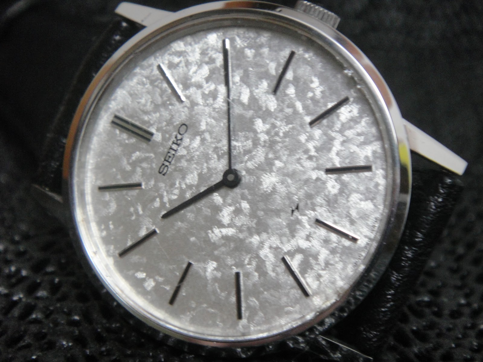 Antique Watch Bar: SEIKO MANUAL WINDING 2220-0430 SMW04 (SOLD)