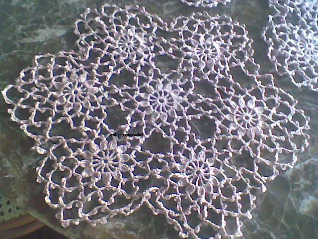 [T+13+wal-arteemcrochet.jpg]