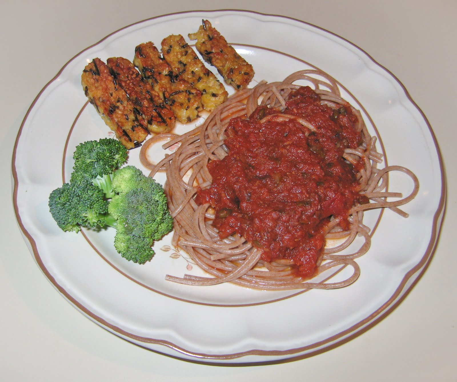Dinner with Dilip RiceAmaranthQuinoa Pasta w Tempeh
