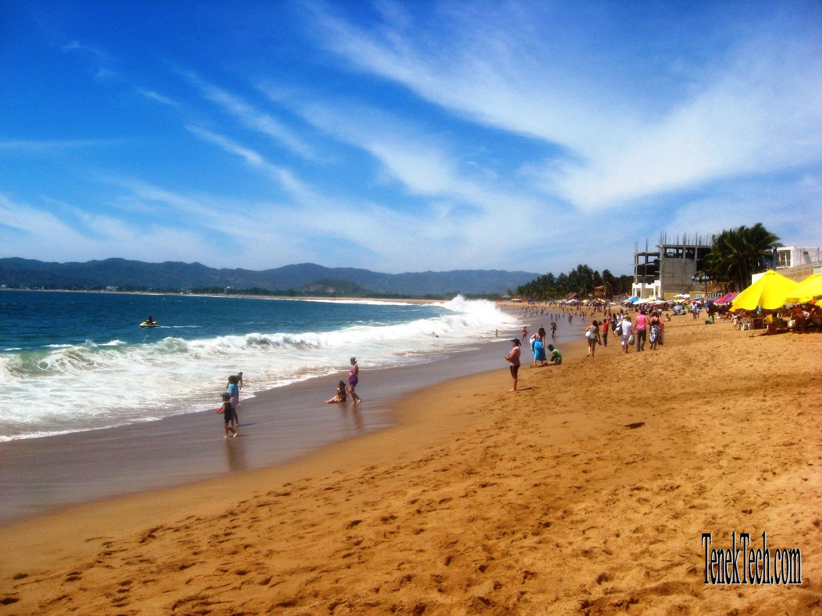 Living Barra de Navidad The Beautiful Beaches of Navidad Bay Barra