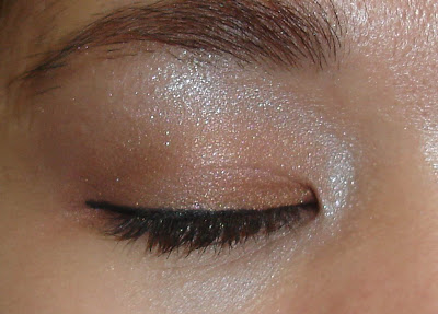 eye makeup for small eyes