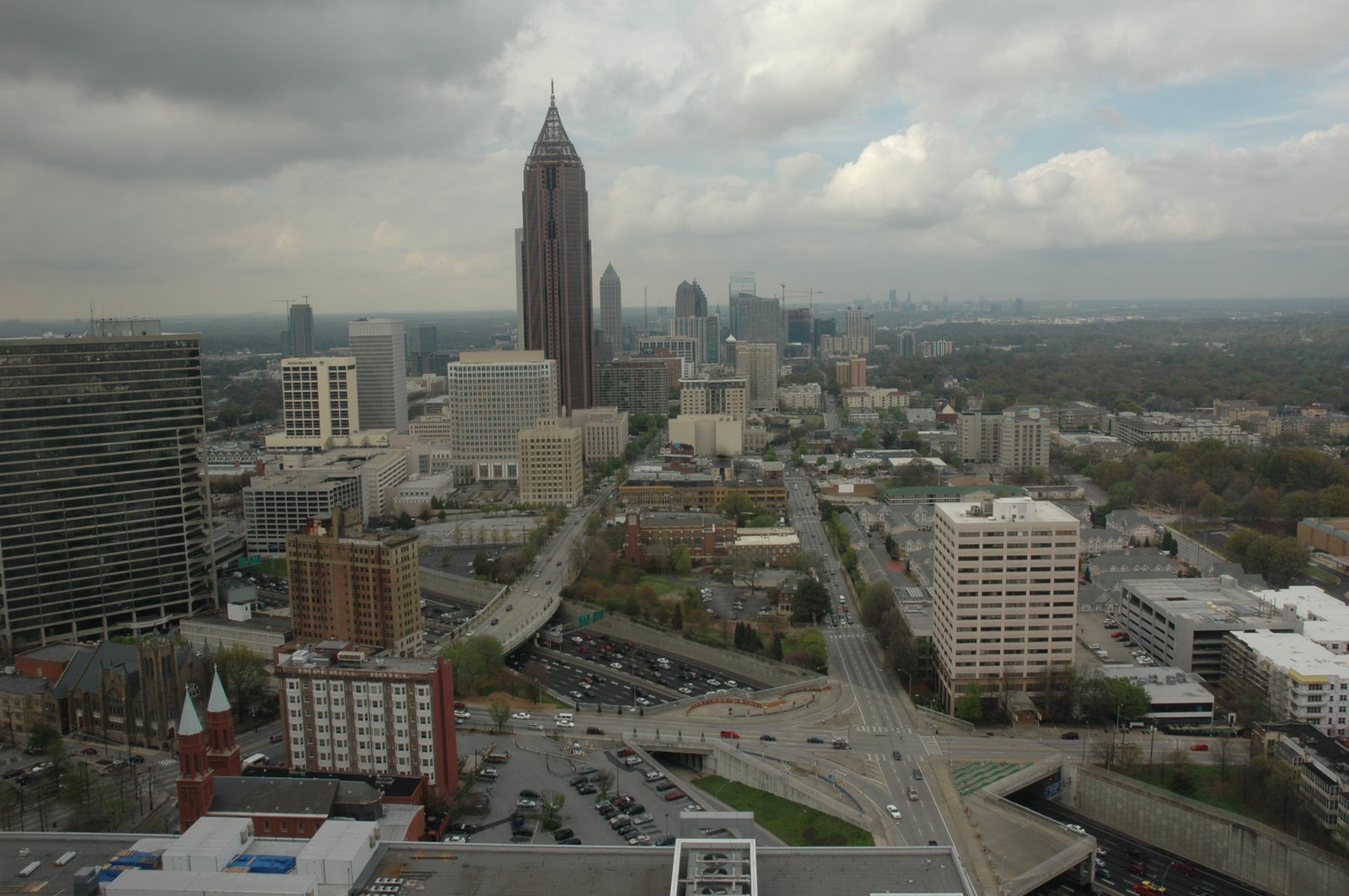 [atlanta+skyline.JPG]