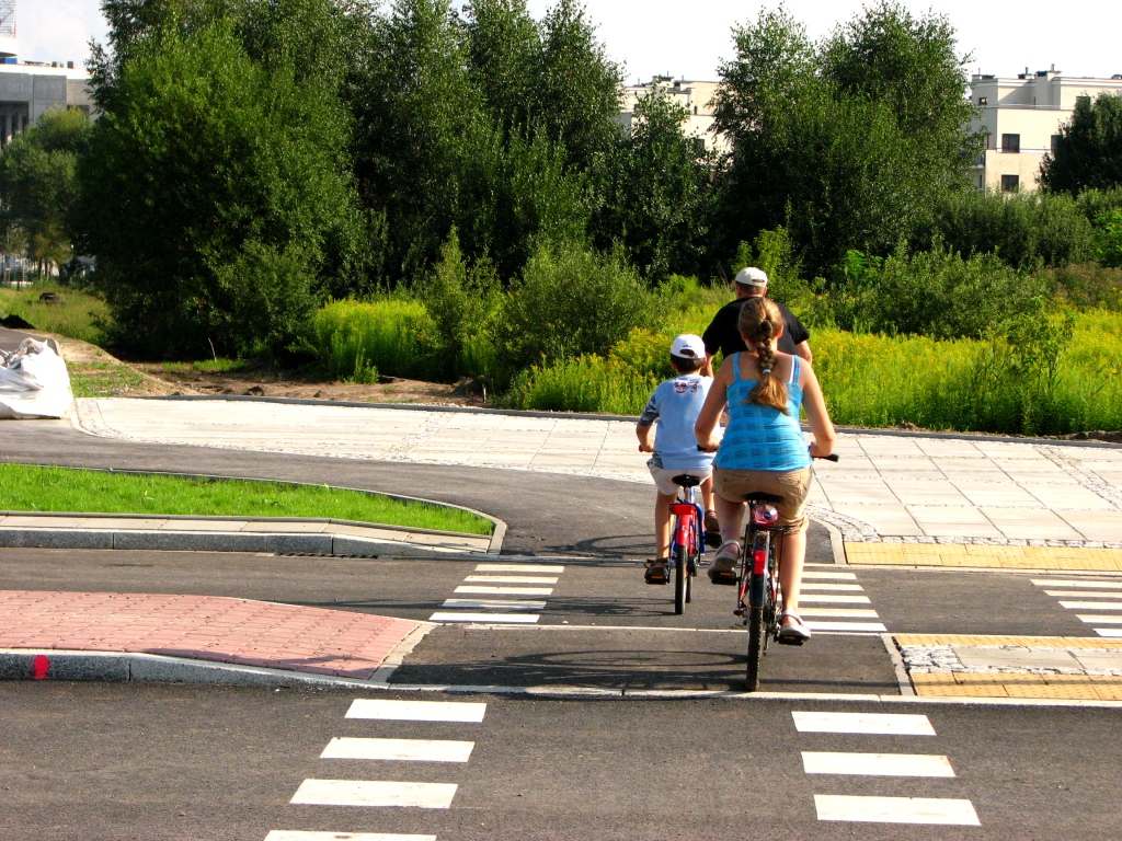 POLISH CYCLE CHIC 27. Rodzinna przejażdżka rowerowa w Miasteczku Wilanów