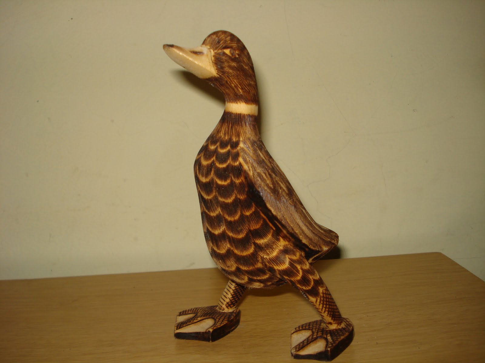 WOOD CARVING: DUCK A2