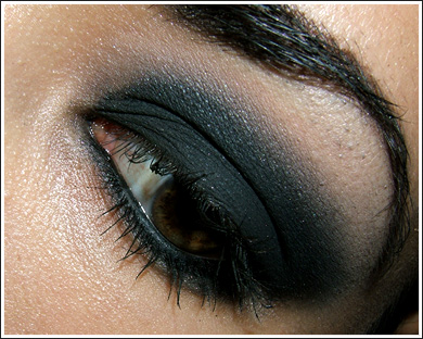 Eye Makeup Tips. Apply your eye makeup: