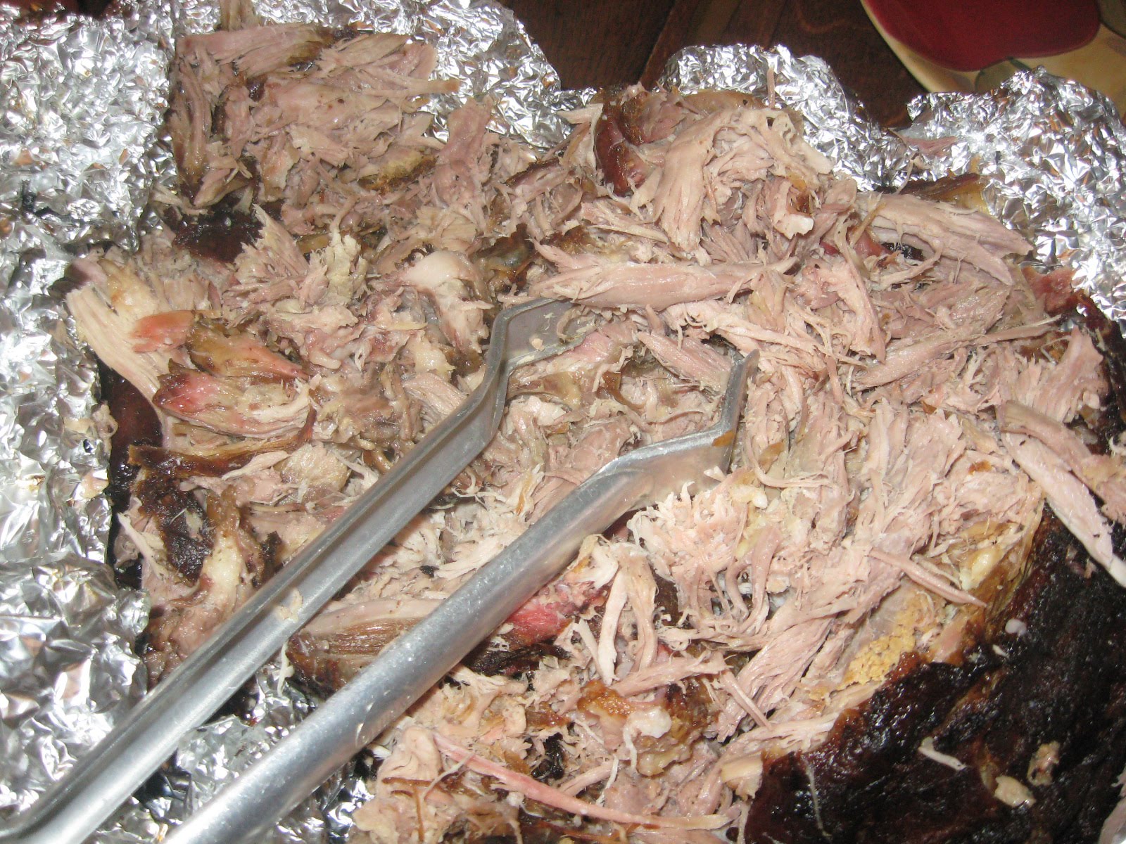 Barbecue Master Pulling Pork Made Easy with Bear Paws