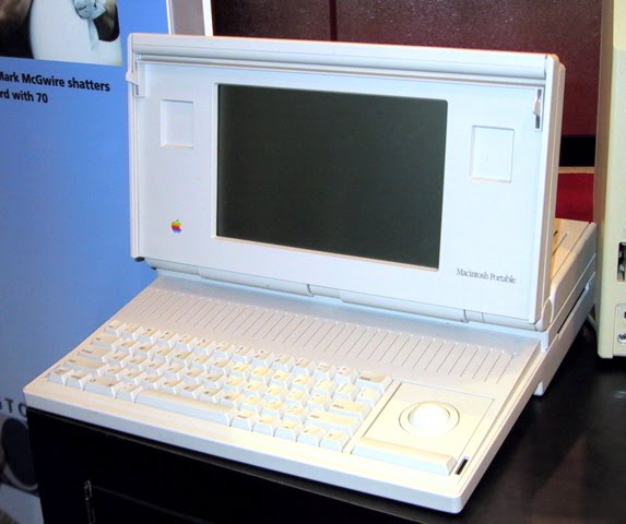 [04MacintoshPortable.jpg]