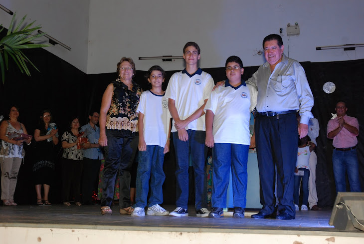 OS MENINOS DAS MEDALHAS