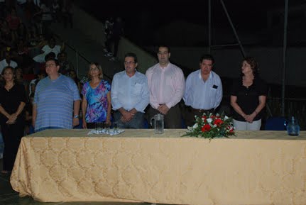 A ESCOLA FAF RECEBEU COM MUITA ALEGRIA AS AUTORIDADES NOVORIZONTINAS