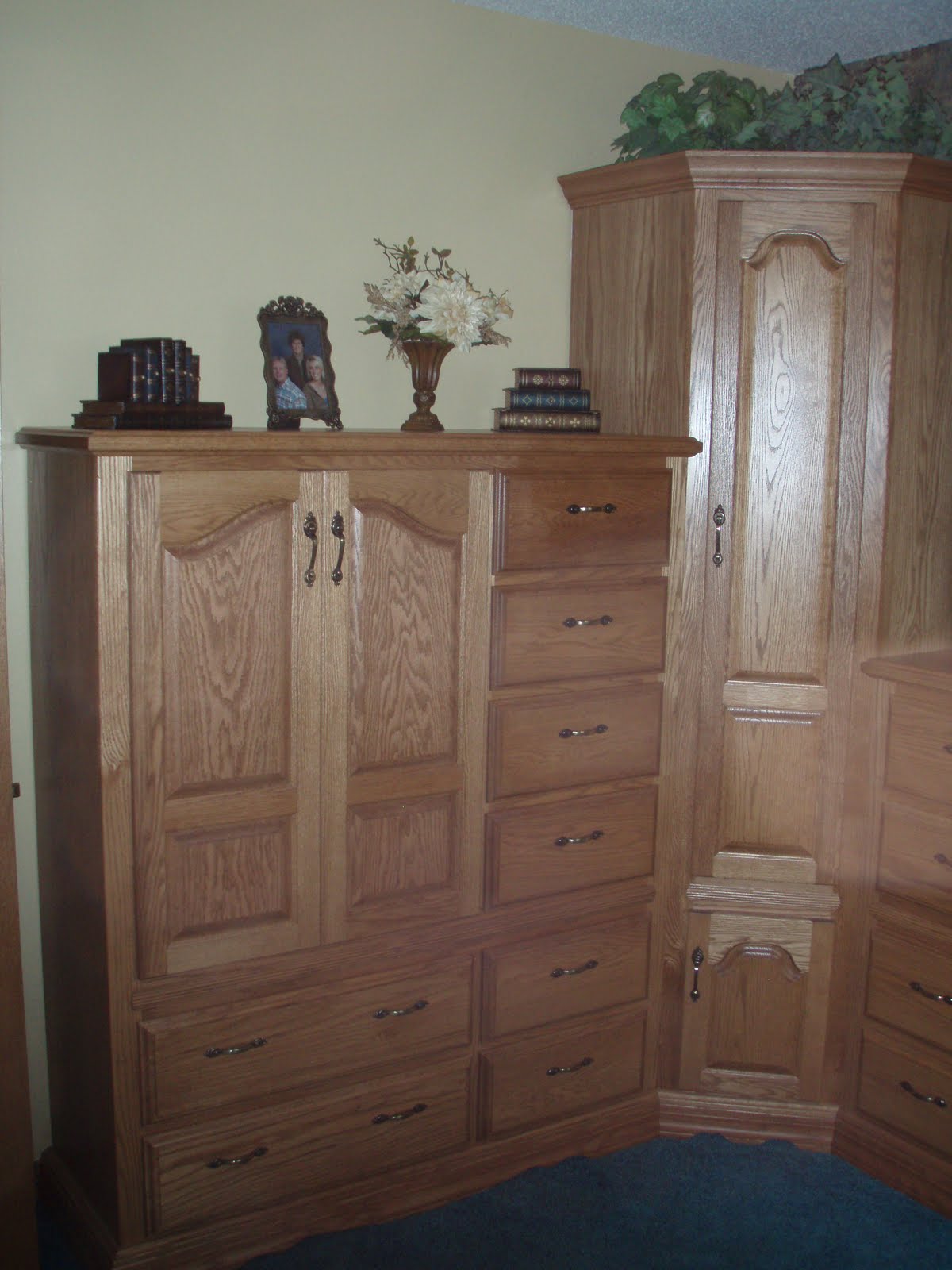 BACKER'S WOODWORKING: Misc. Oak Furniture
