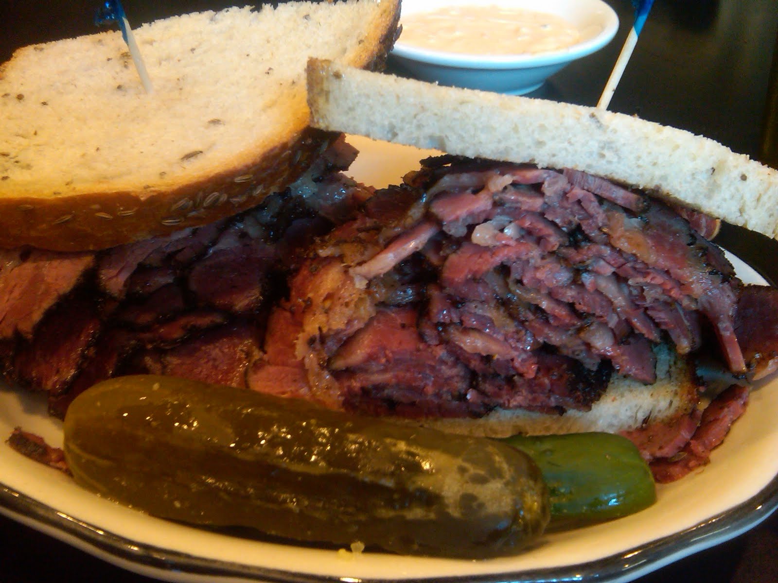 AMBOS & RANDOS A&R NYC Pastrami Review Pastrami Queen