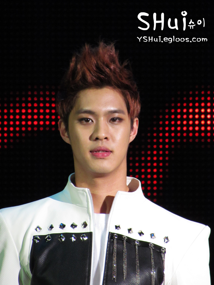 StarLoveSunshine - Y.S.H: [PIC] SeungHo at Lotte Event ...