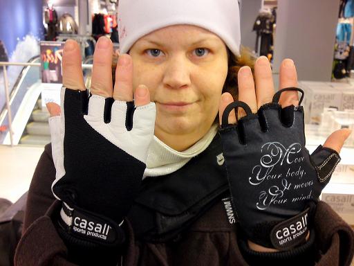 [Handskar+för+styrketräning.JPG]