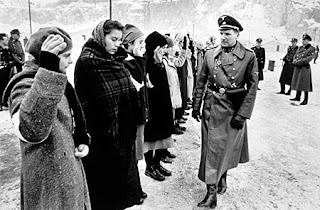 DAILY FILM DOSE: A Daily Film Appreciation and Review Blog: Schindler's List