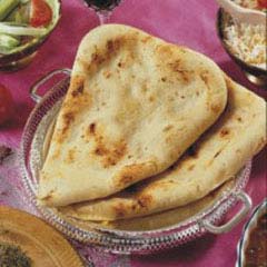 Food from all over the World: Naan or Hotel ki Roti